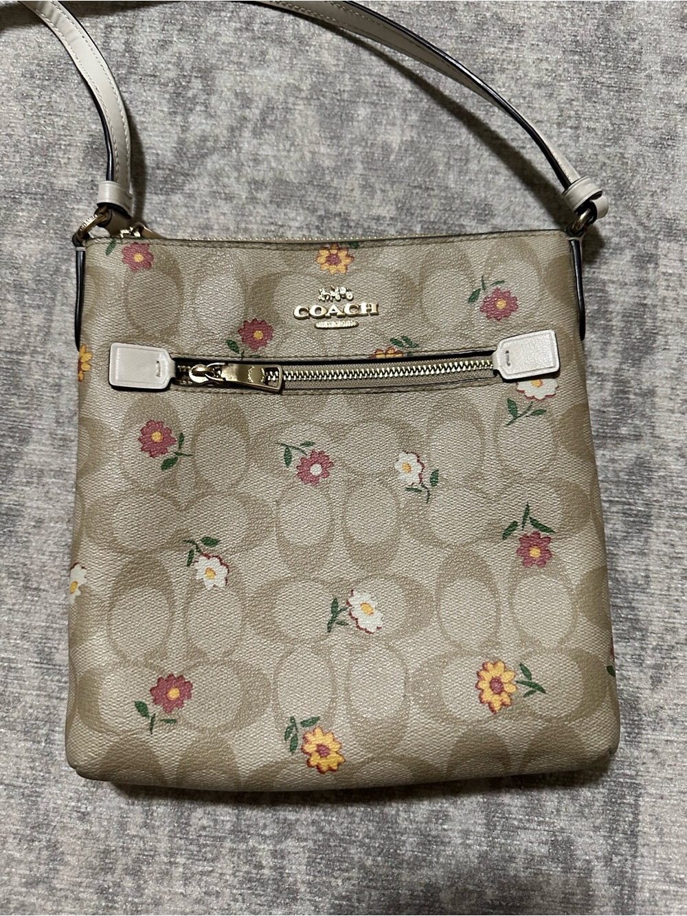 Coach Purse Floral Crossbody Bag Beige Cream Neutral Everyday Classic Leather - Picture 3 of 8